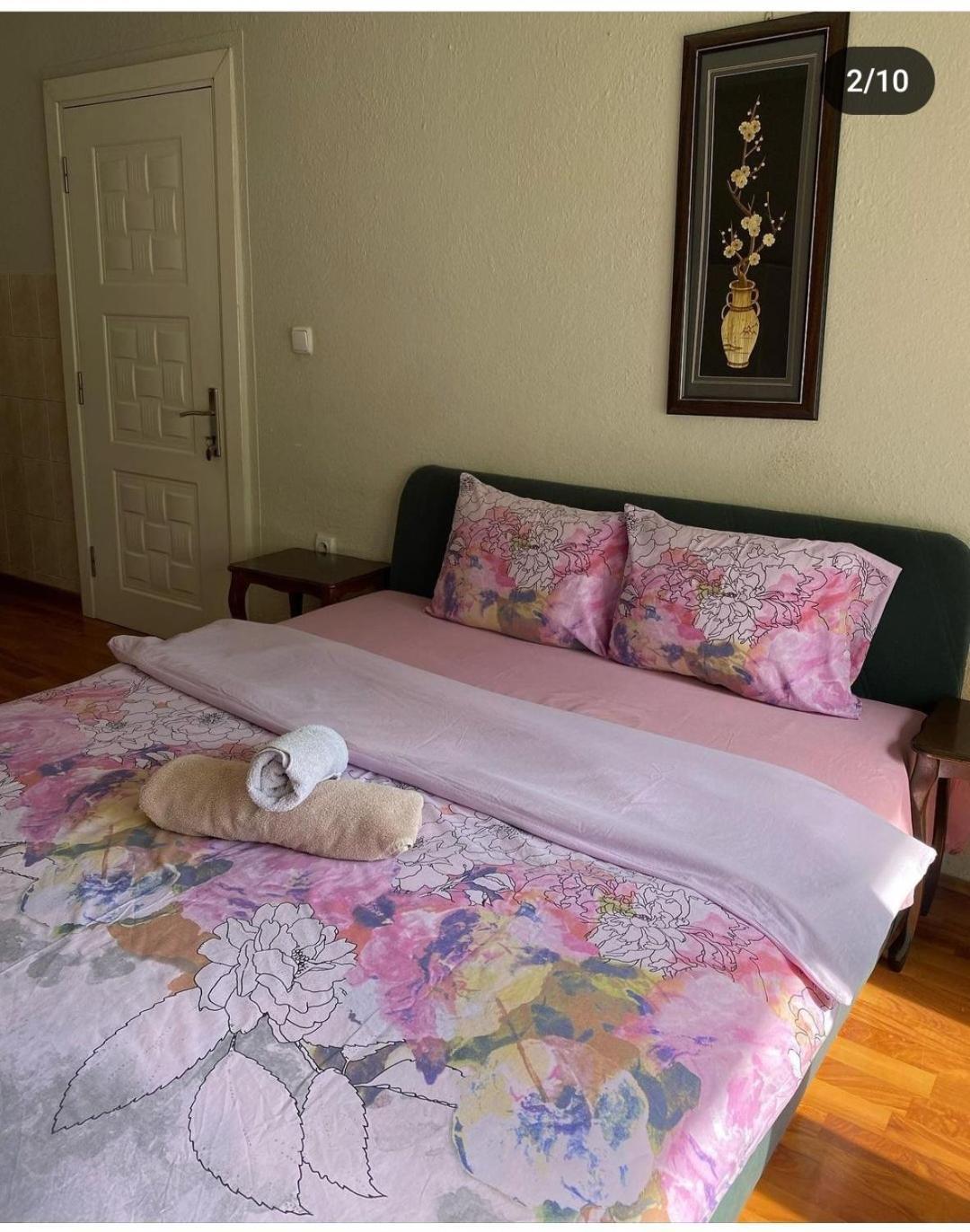 Guest House Zarnovel Palace โอครีด ภายนอก รูปภาพ